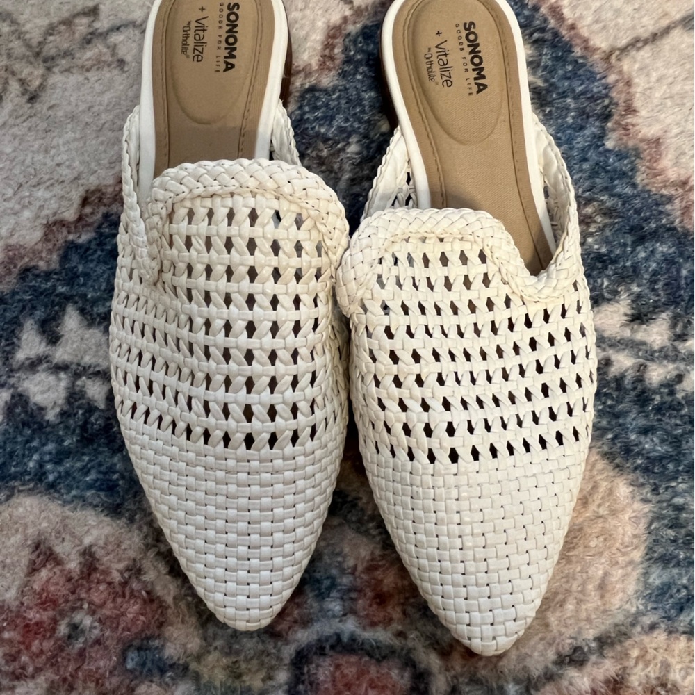 White woven Sonoma Mules